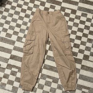 Abercrombie & Fitch utility jogger